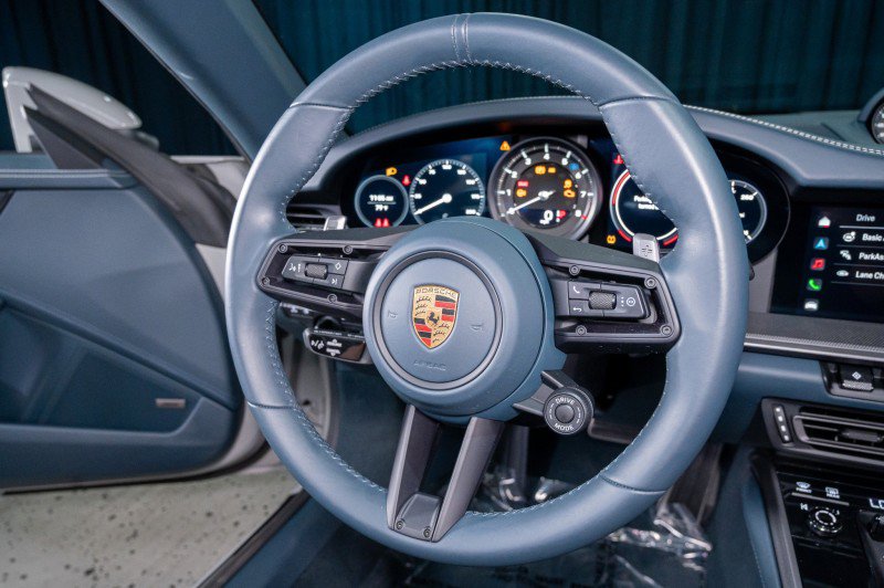 Used 2023 Porsche 911 Carrera 4S AWD/4WD image 21
