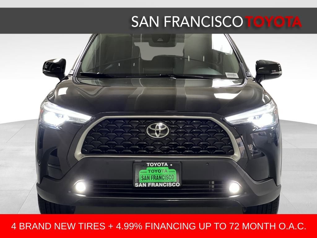 Certified 2022 Toyota Corolla Cross XLE image 8