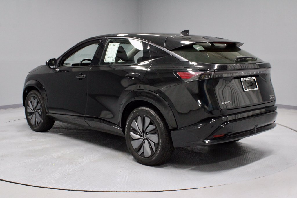 Certified 2023 Nissan Ariya AWD image 9