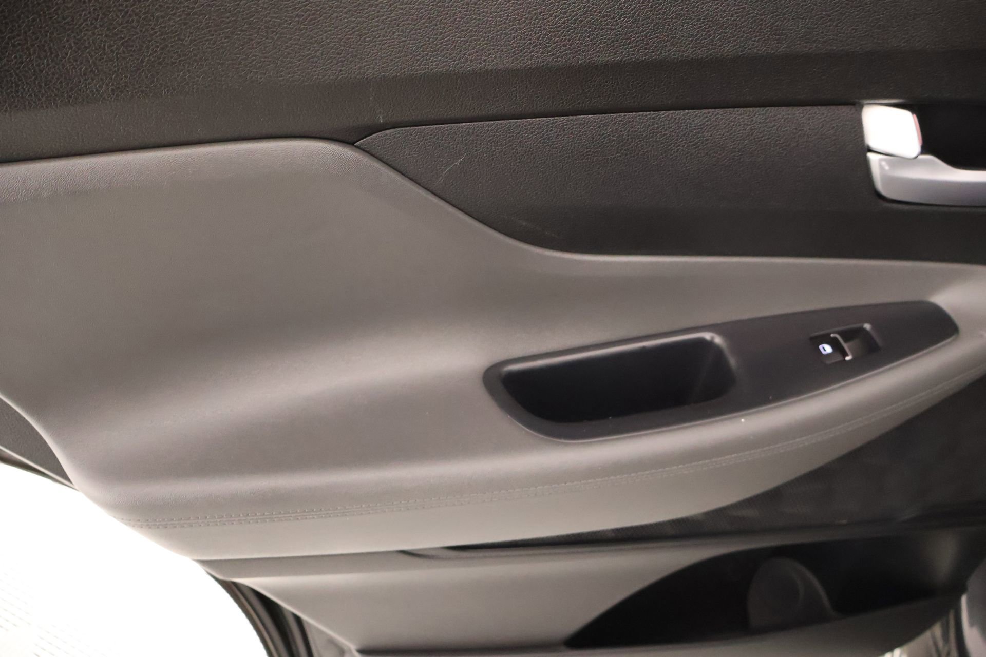 Used 2023 Hyundai Santa Fe SEL image 16