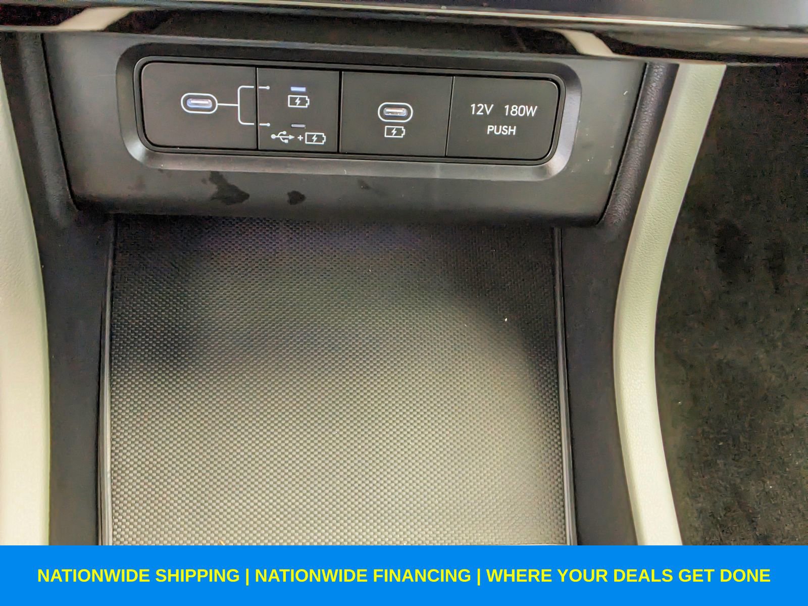 New 2025 Hyundai Tucson Limited image 35