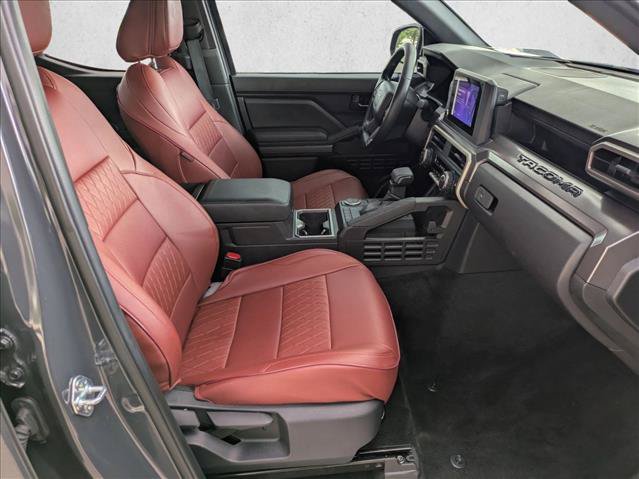 Used 2025 Toyota Tacoma SR5 RWD image 20