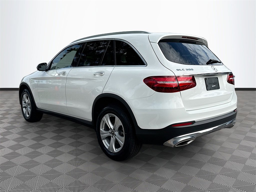 Used 2018 Mercedes-Benz GLC 300 4MATIC w/ Multimedia Package image 8