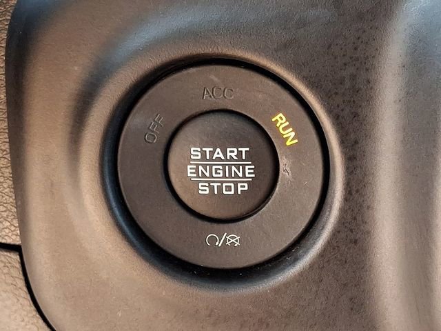 Used 2023 Jeep Wrangler Altitude image 23