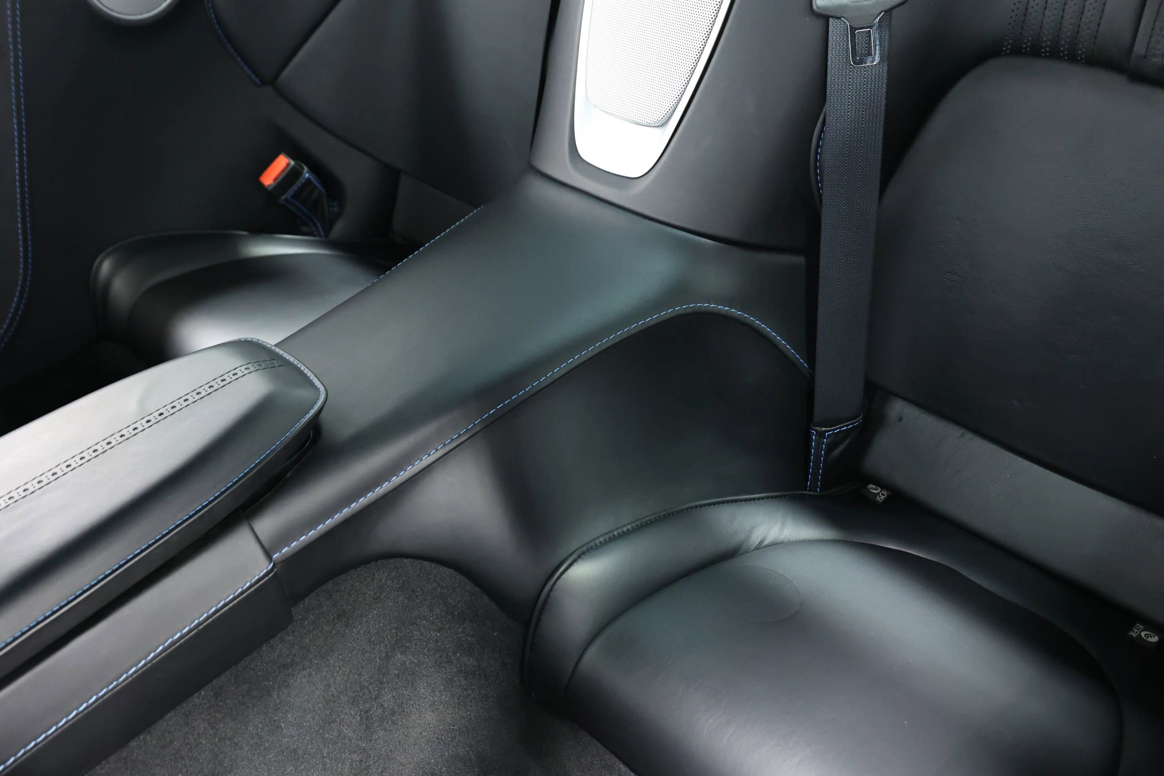 Used 2018 Aston Martin DB11 V12 image 56