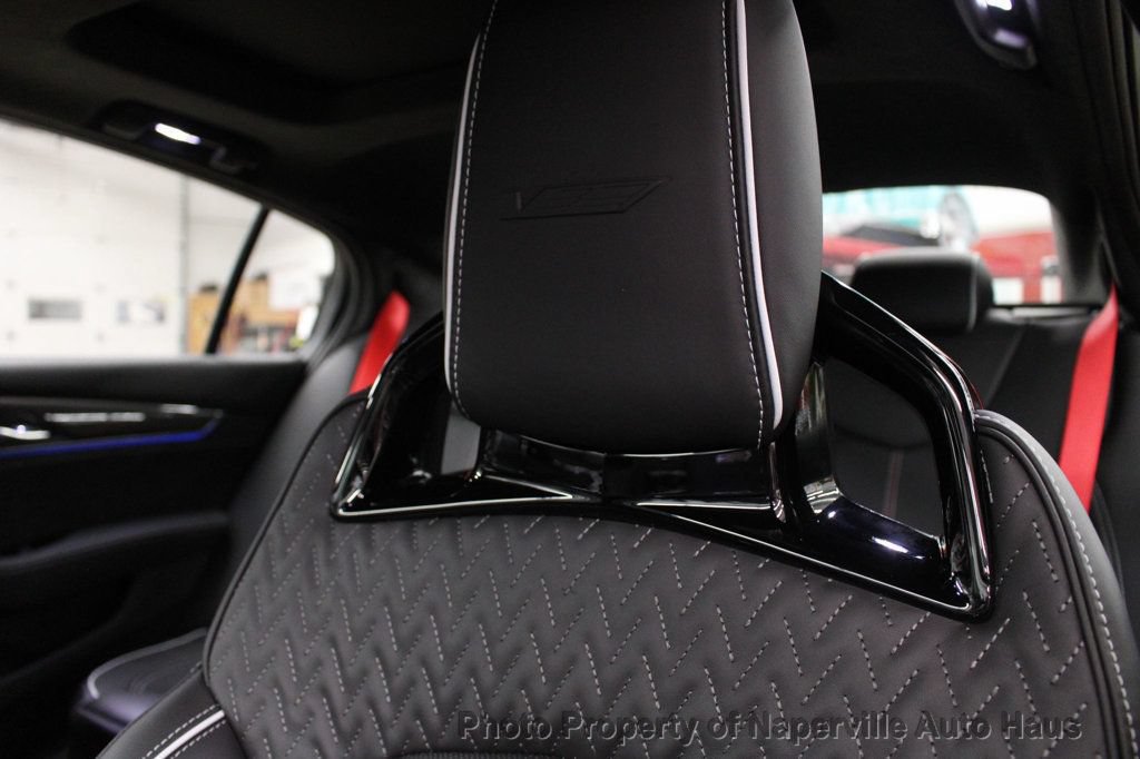 Used 2026 Cadillac CT5 V Blackwing w/ Carbon Fiber 2 Package RWD image 15