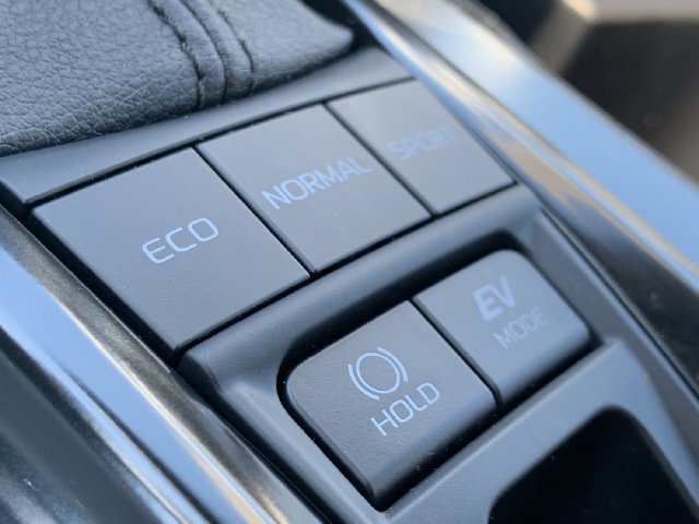 Used 2026 Toyota Camry LE w/ Convenience Package FWD image 28