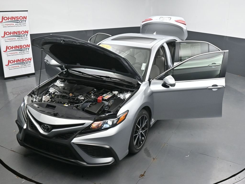 Used 2024 Toyota Camry SE FWD image 41