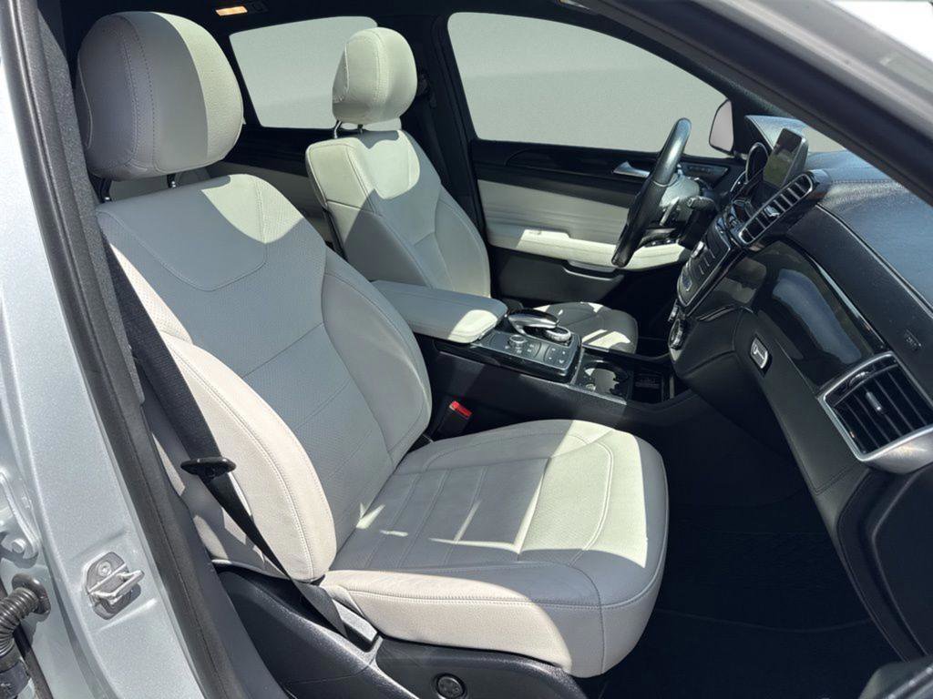 Used 2019 Mercedes-Benz GLE 43 AMG 4MATIC Coupe w/ Premium 3 Package image 38