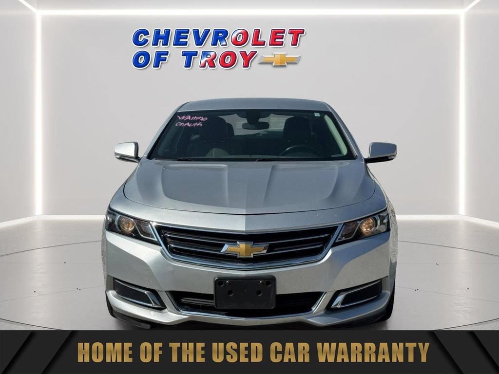 Used 2017 Chevrolet Impala LT FWD image 2