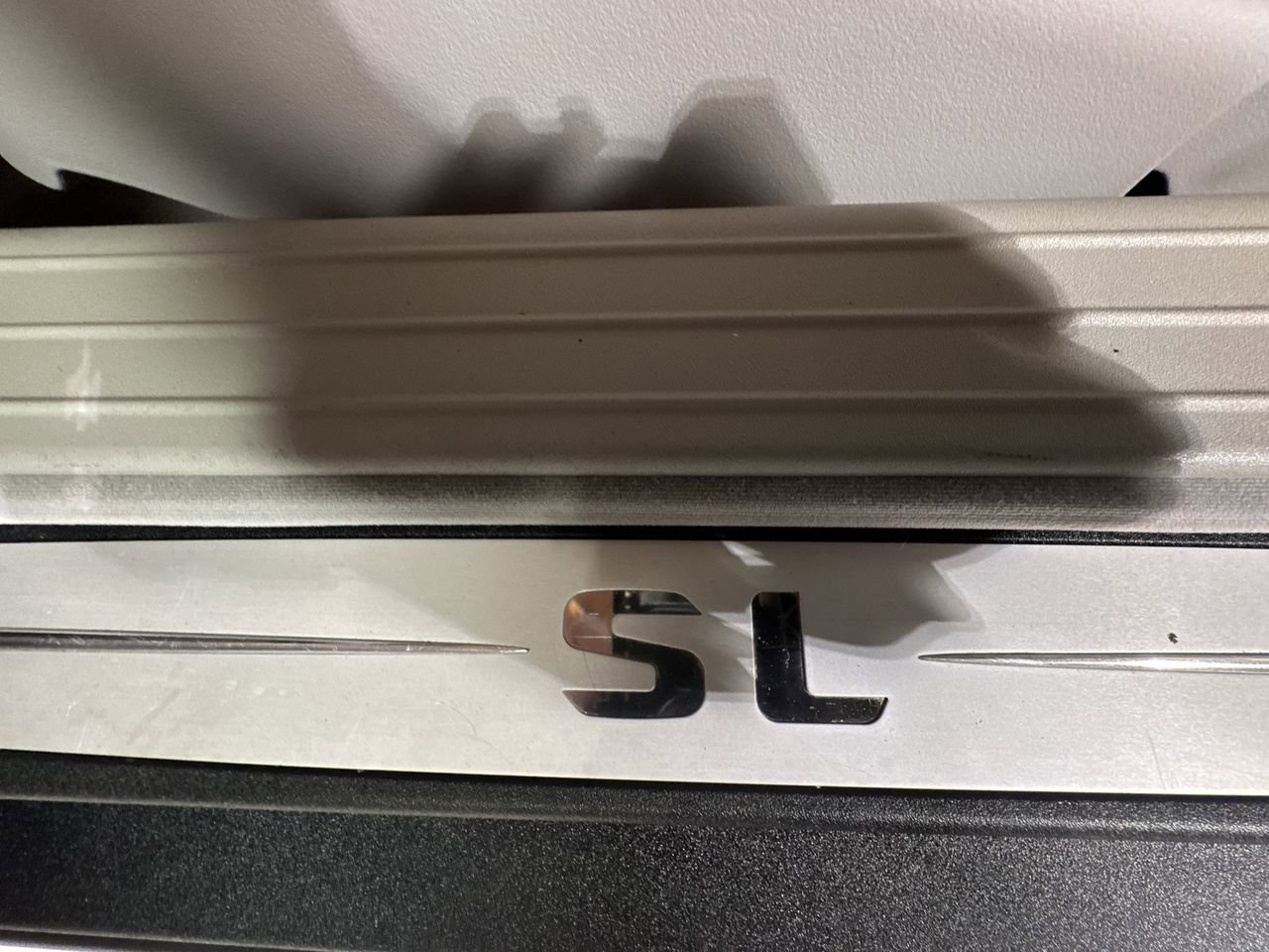 Used 2004 Mercedes-Benz SL 500 image 18