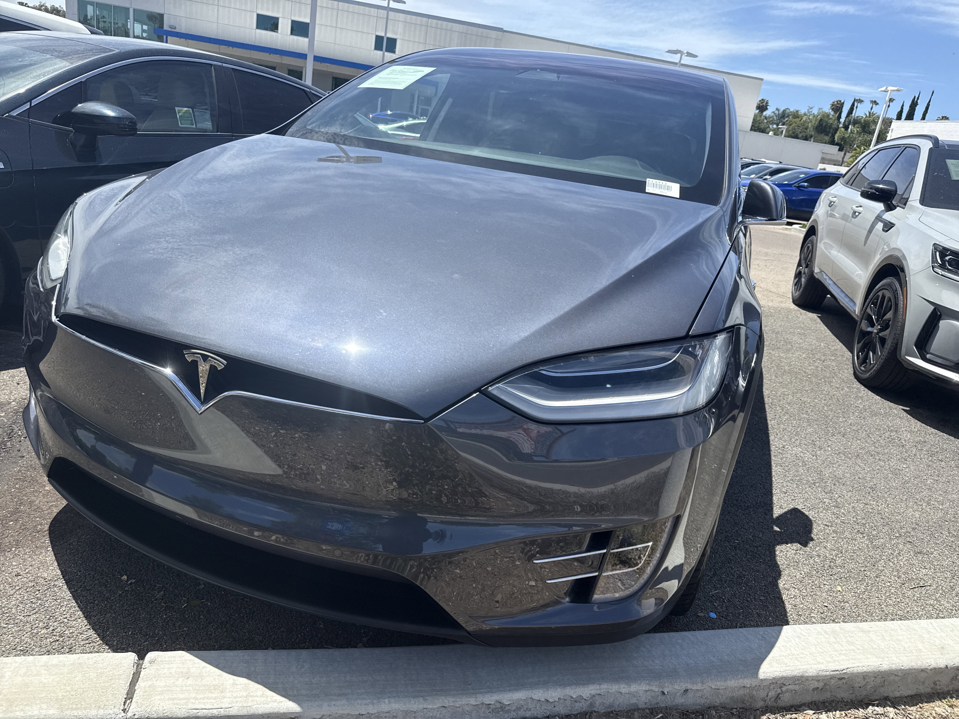 Used 2020 Tesla Model X Long Range AWD/4WD image 3