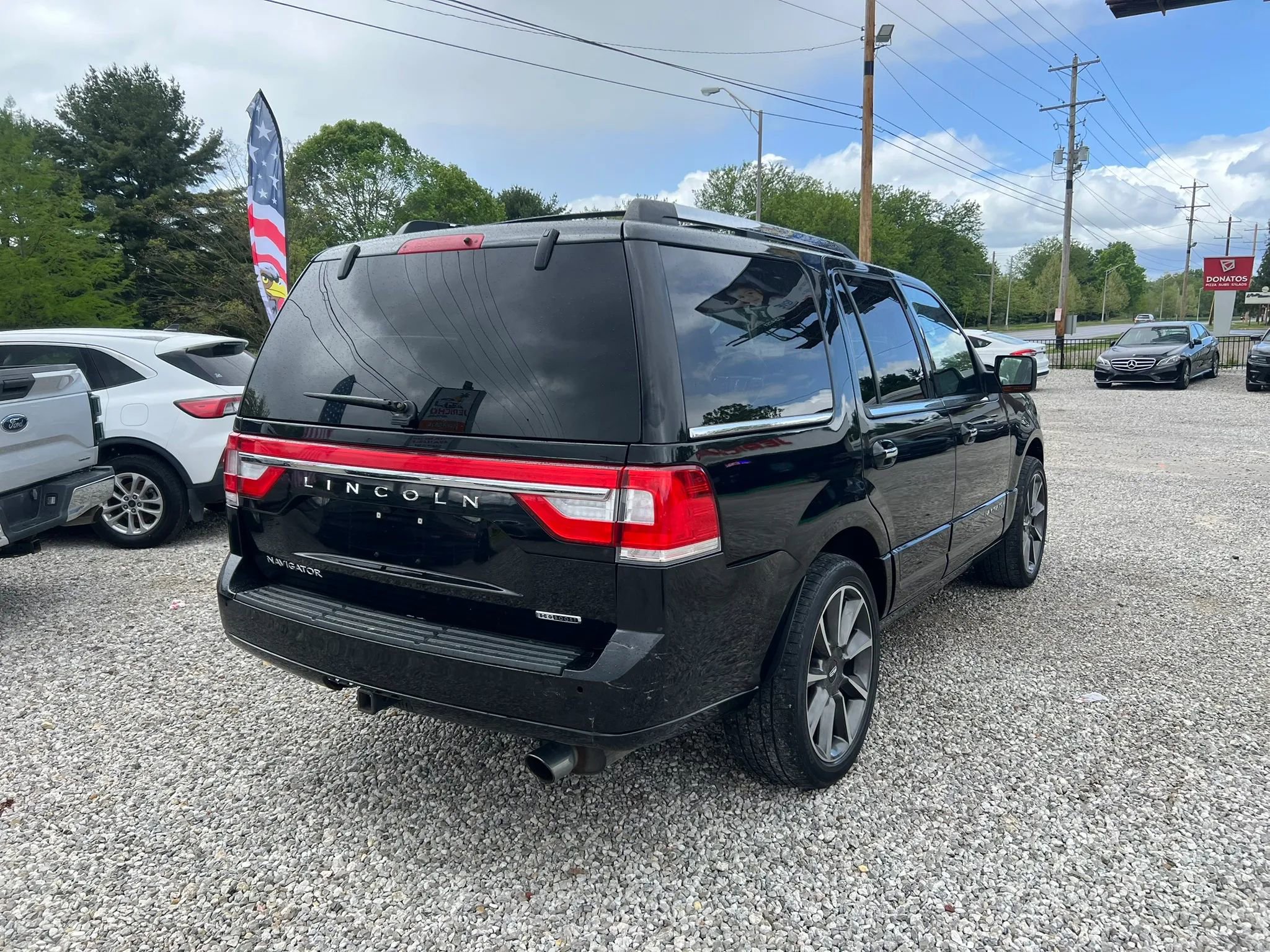 Used 2016 Lincoln Navigator Reserve AWD/4WD image 8