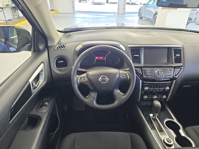 Used 2019 Nissan Pathfinder S AWD/4WD image 12