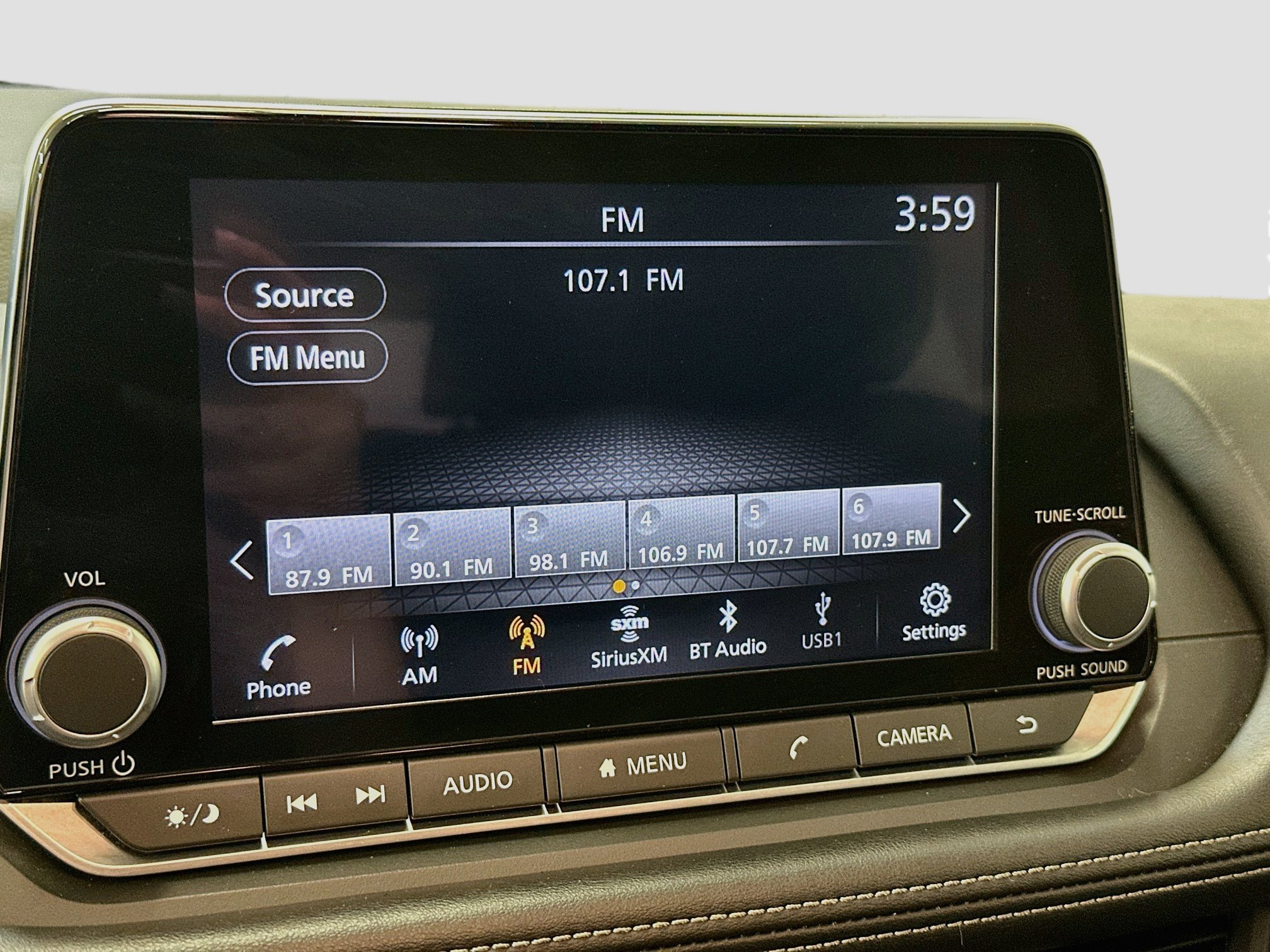 Used 2024 Nissan Rogue SV AWD/4WD image 21