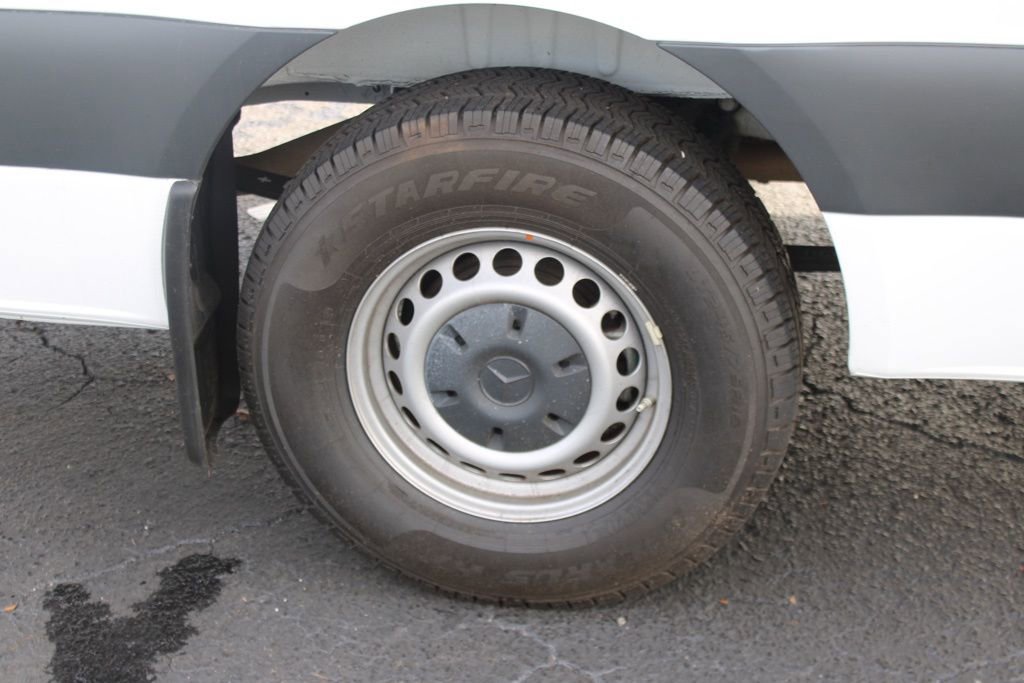 Used 2023 Mercedes-Benz Sprinter 2500 image 18