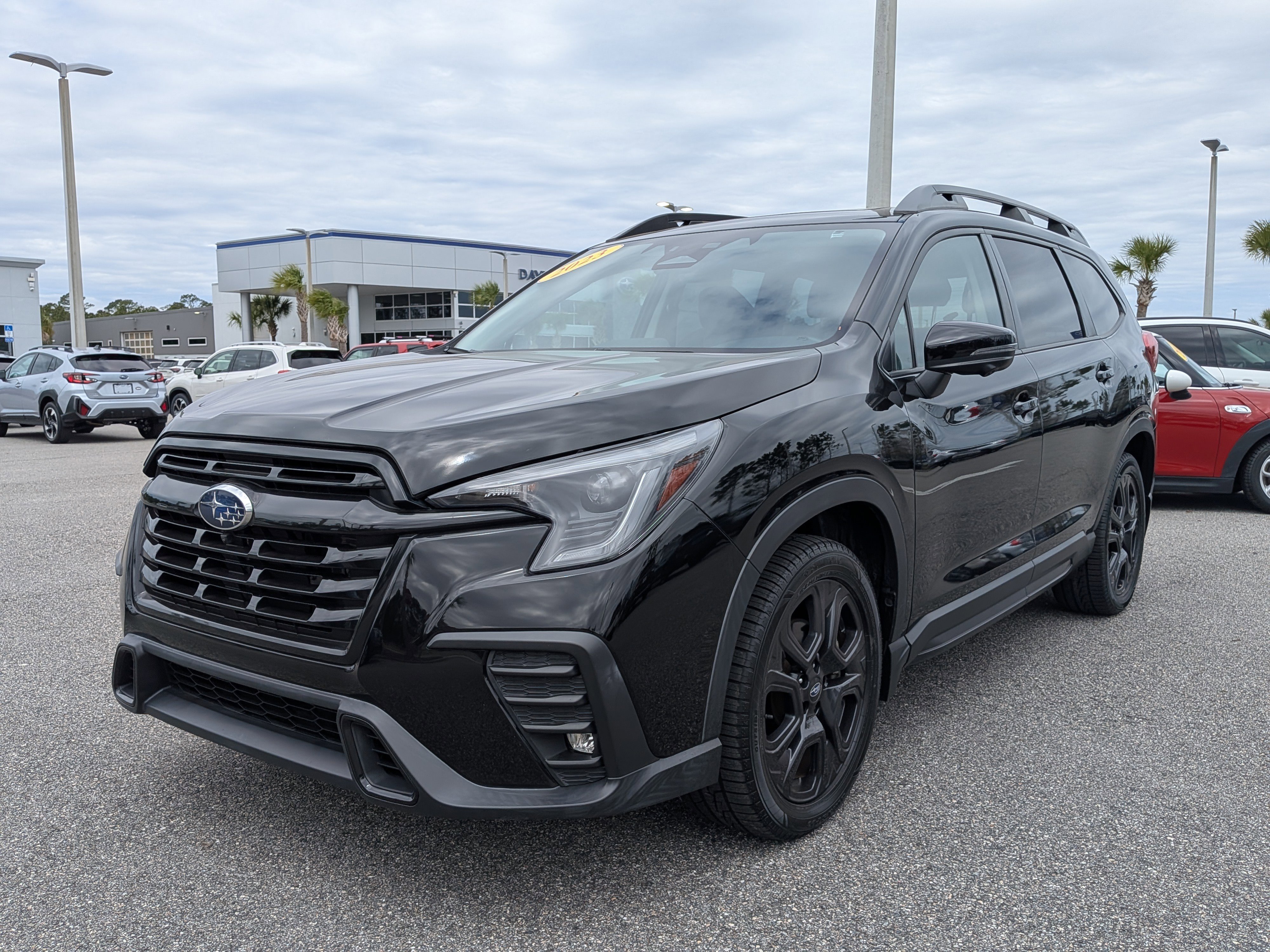 Used 2023 Subaru Ascent Onyx Edition Limited image 8