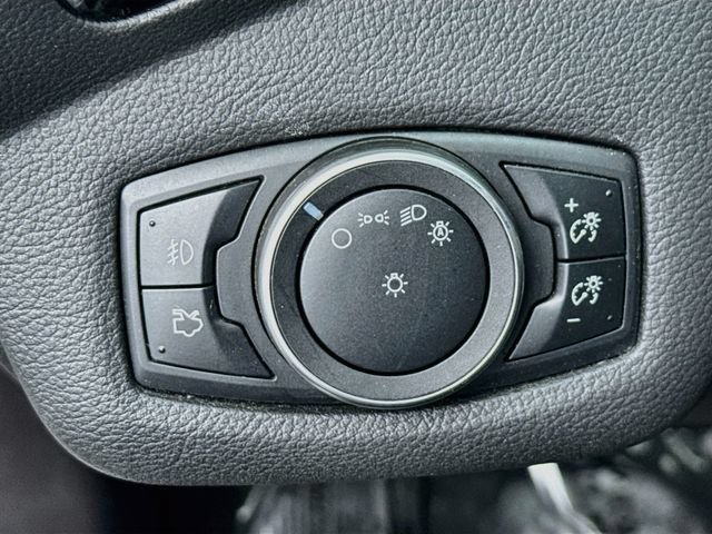 Used 2016 Ford Escape Titanium w/ Equipment Group 301A AWD/4WD image 10