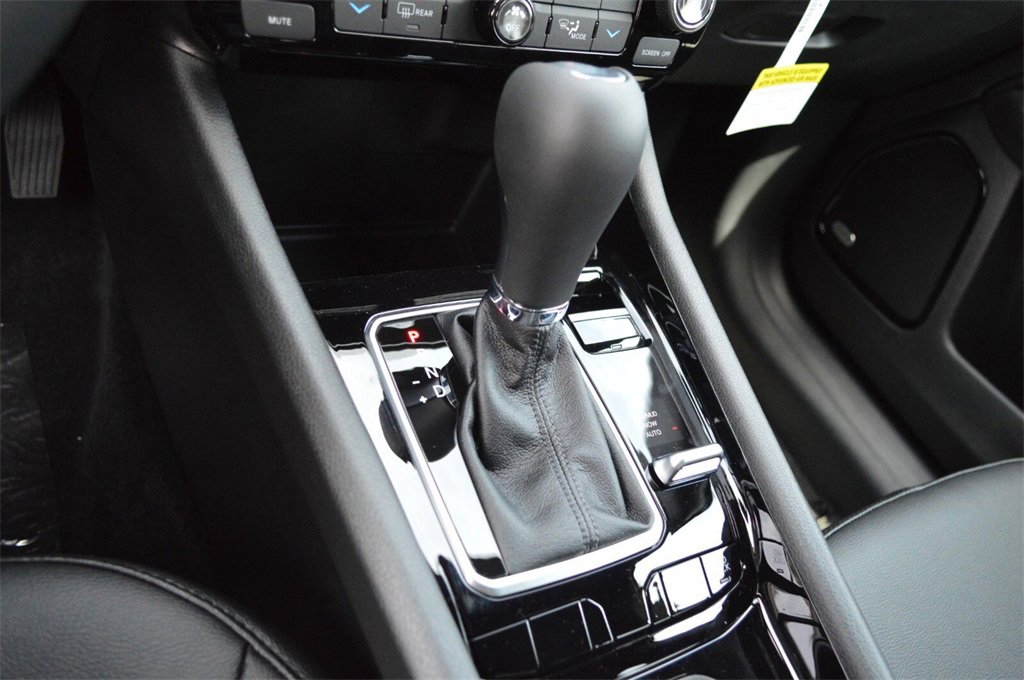 New 2025 Jeep Compass Limited w/ Sun and Sound Group image 20