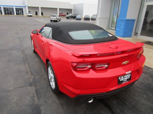 Certified 2023 Chevrolet Camaro LT image 3