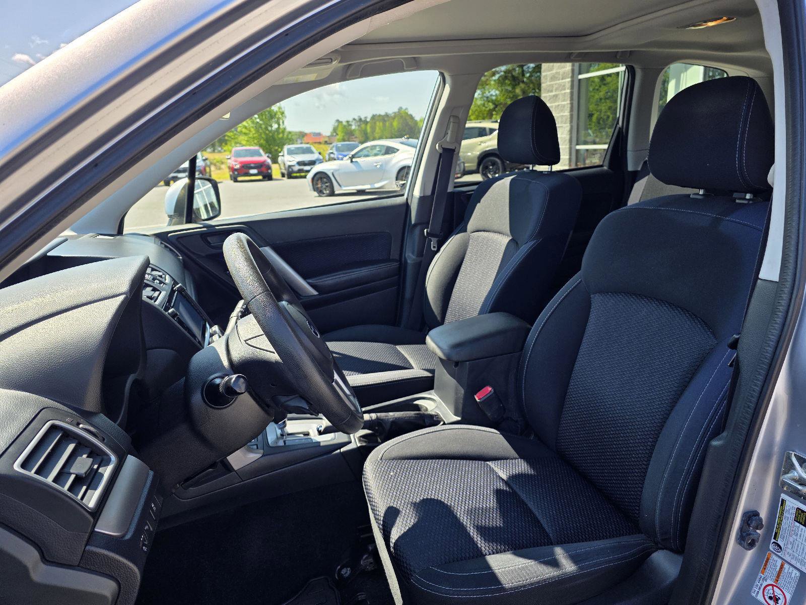 Used 2017 Subaru Forester 2.5i Premium AWD/4WD image 9