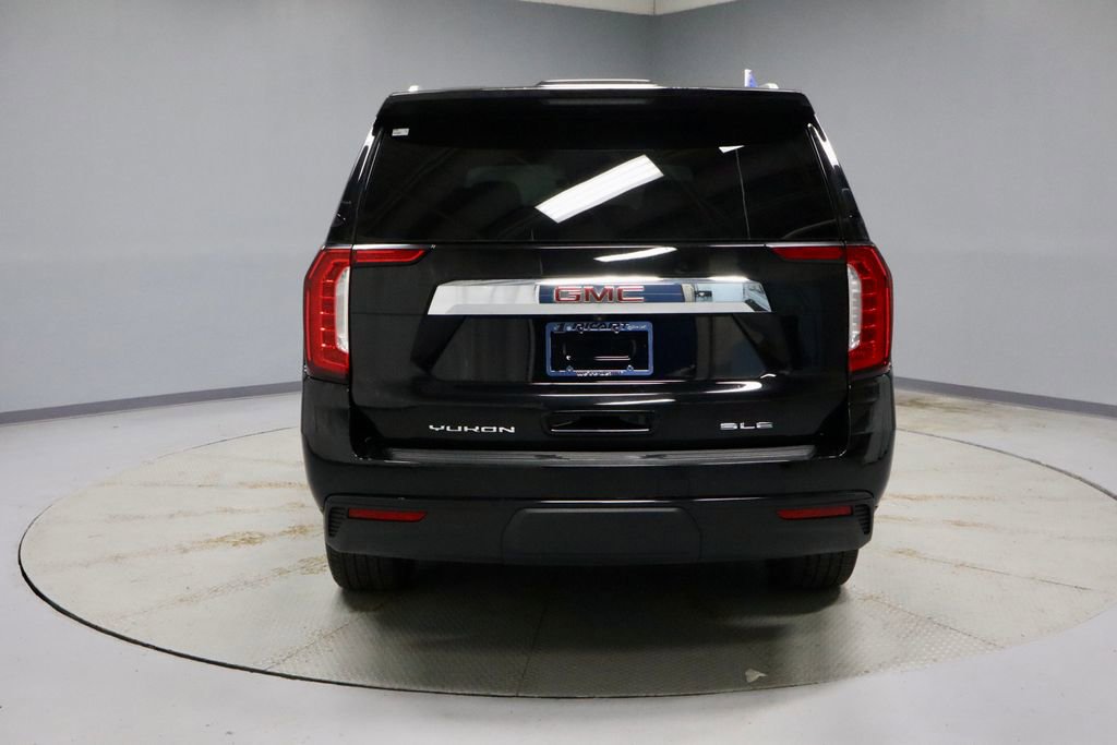 Used 2024 GMC Yukon XL SLE image 9