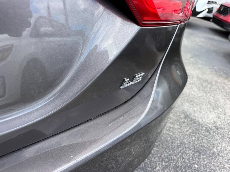 Used 2023 Toyota Camry LE FWD image 34