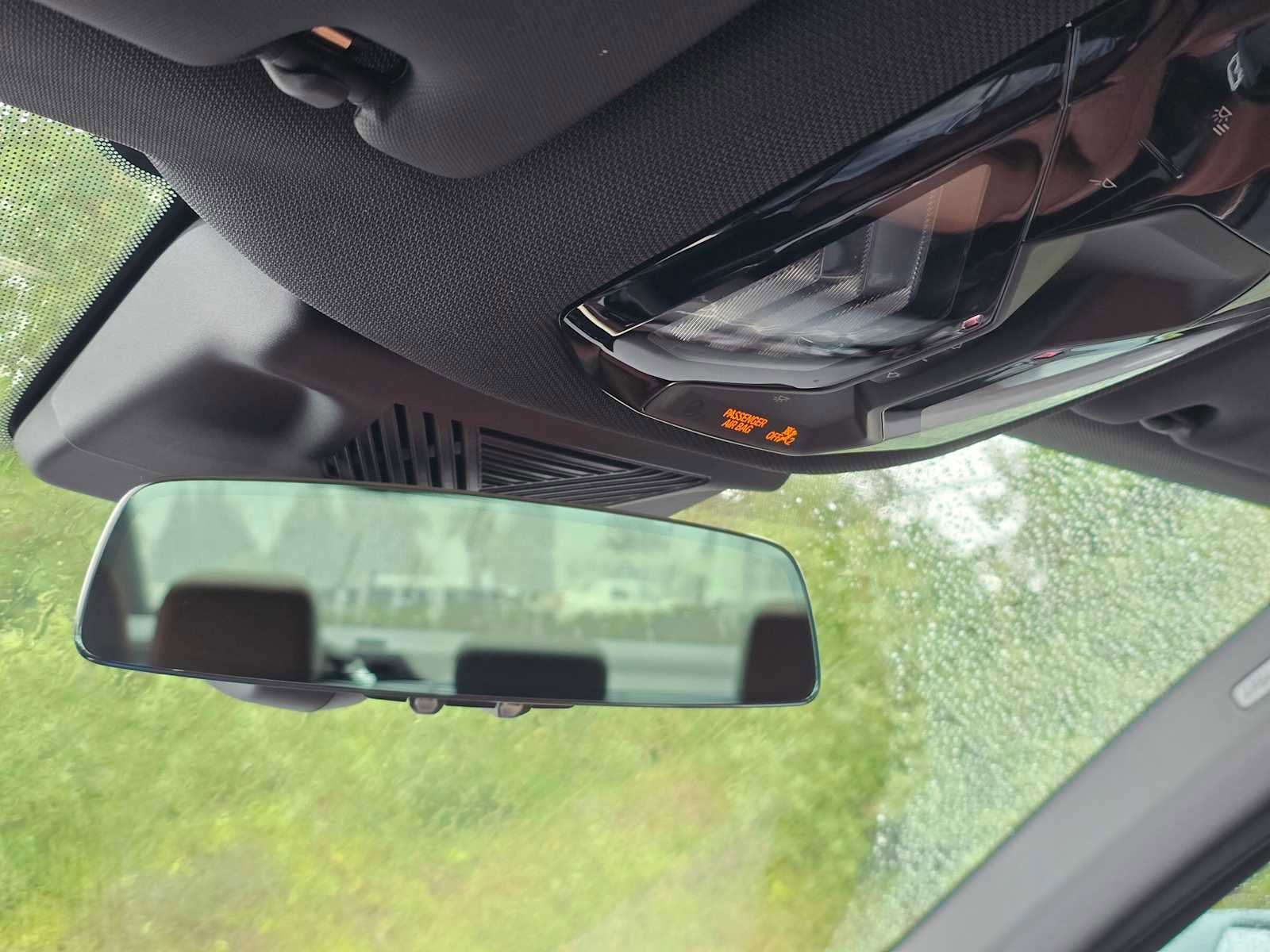 Used 2025 BMW i5 eDrive40i w/ M Sport Package image 27