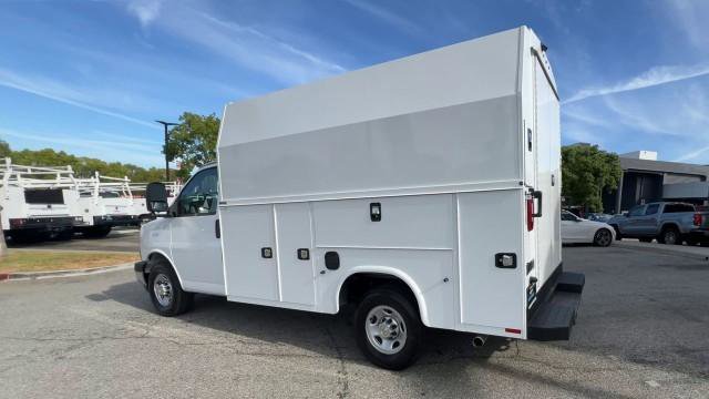New 2025 Chevrolet Express 3500 w/ Power Convenience Package RWD image 6
