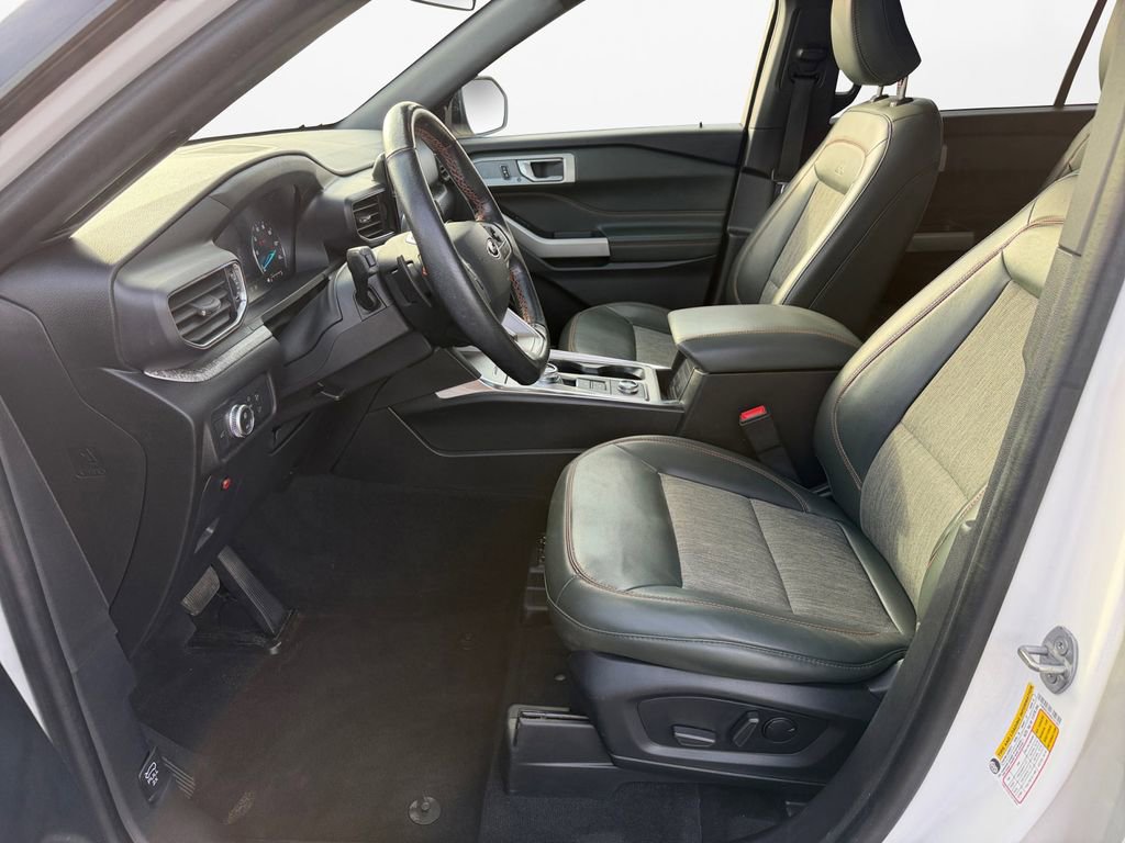 Used 2022 Ford Explorer Timberline w/ Timberline Technology Package image 15