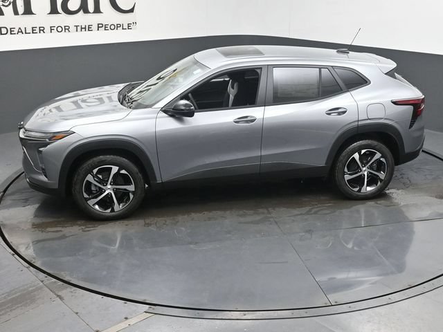 New 2026 Chevrolet Trax RS w/ Sunroof Package FWD image 36