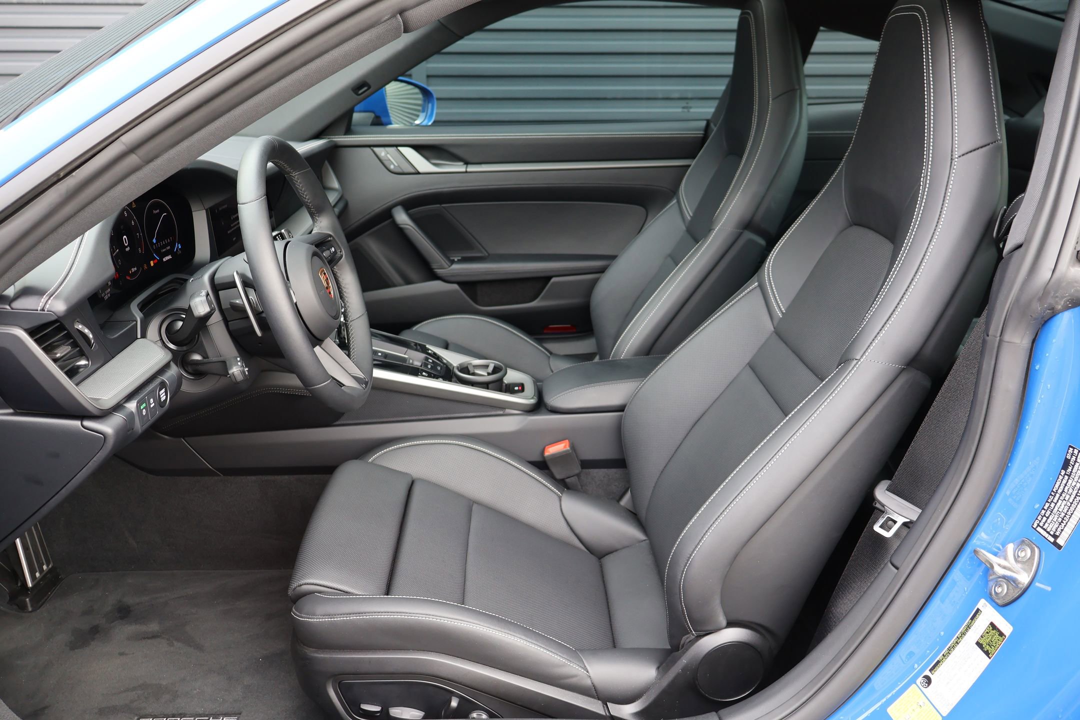 Certified 2025 Porsche 911 Carrera image 5