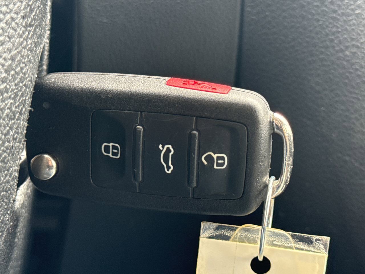 Used 2011 Volkswagen Jetta SE image 25