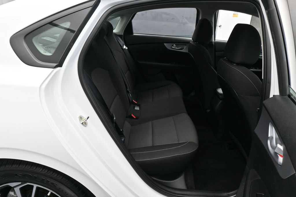 Used 2023 Kia Forte LXS FWD image 32