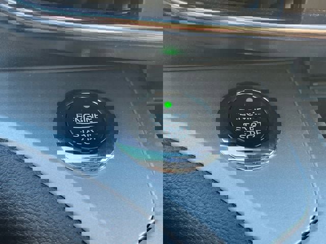 Used 2021 Ford Explorer XLT w/ Equipment Group 202A image 20