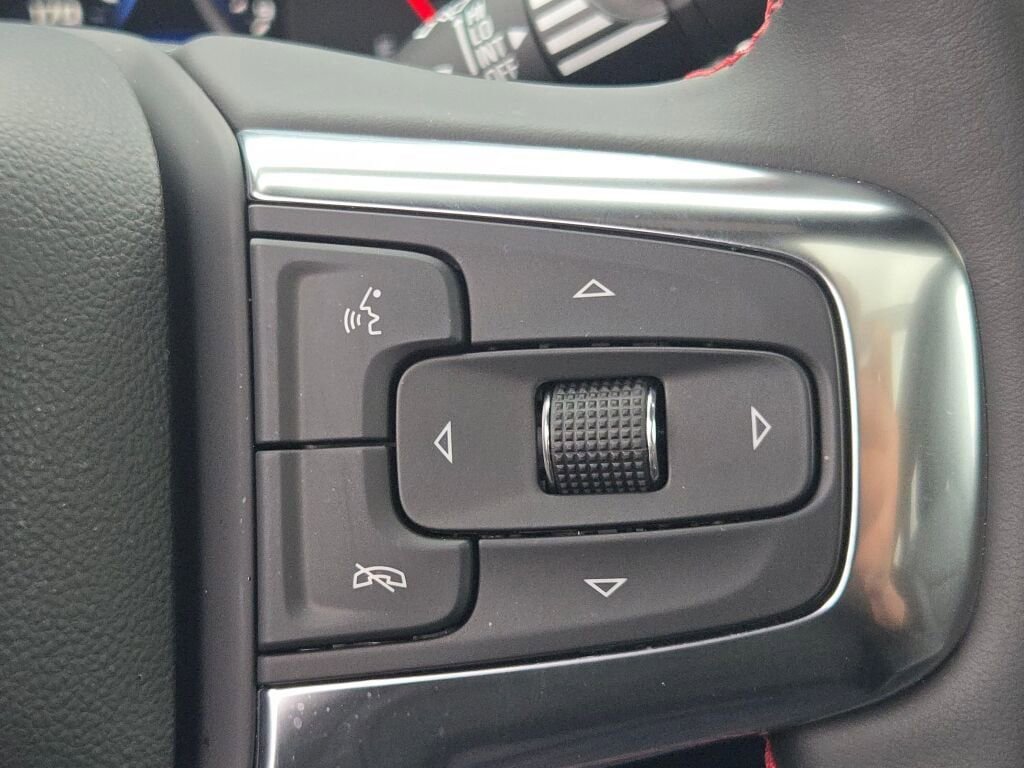 Used 2025 Chevrolet Blazer RS w/ Driver Confidence II Package AWD/4WD image 31