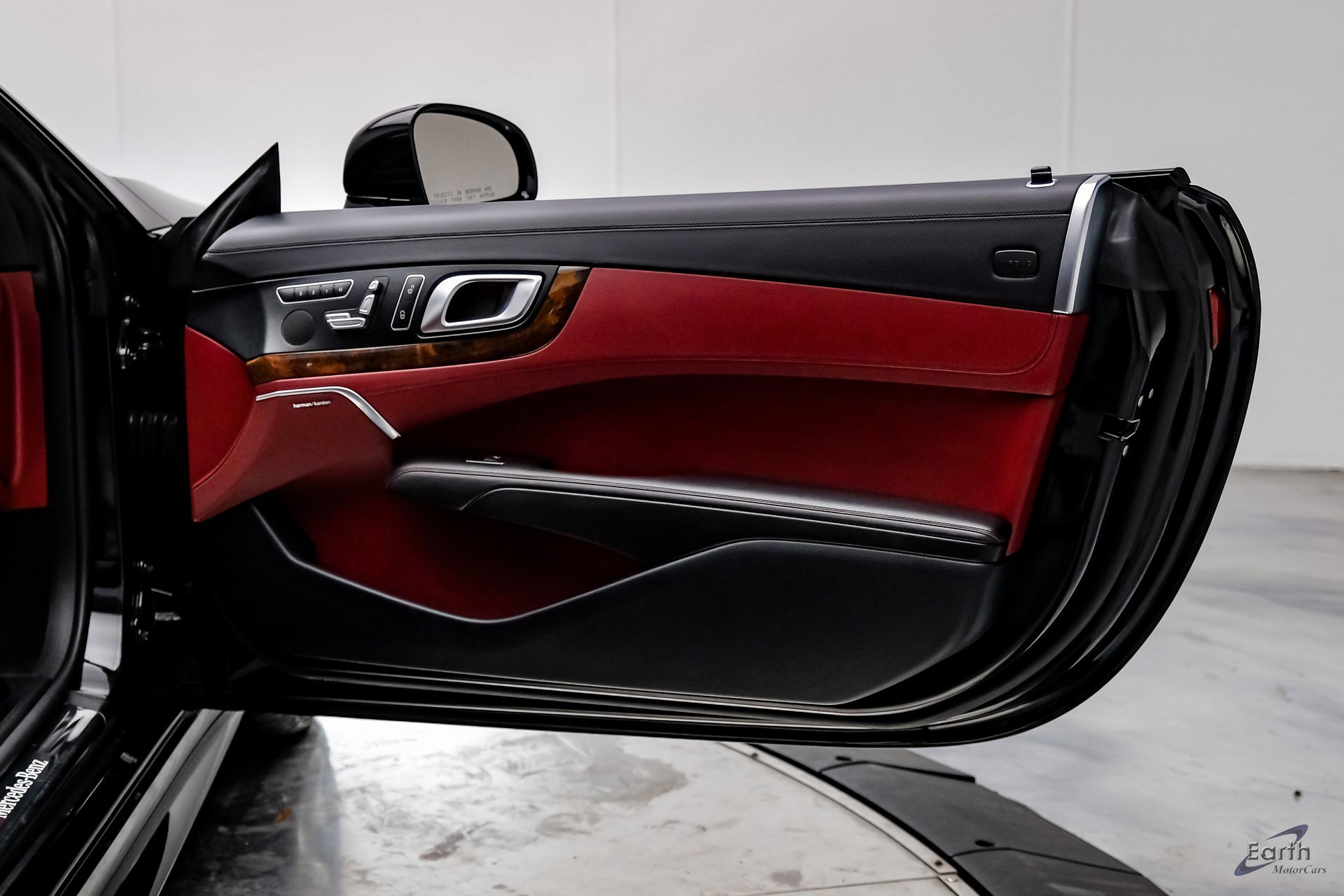 Used 2017 Mercedes-Benz SL 550 image 84