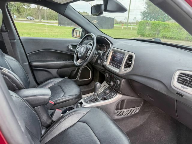 Used 2021 Jeep Compass Latitude w/ Driver Assistance Group AWD/4WD image 22