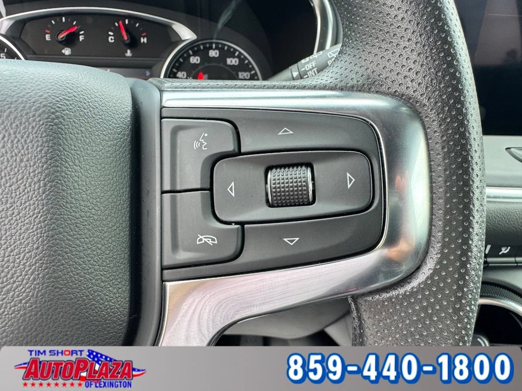 Used 2025 Chevrolet Blazer LT AWD/4WD image 23