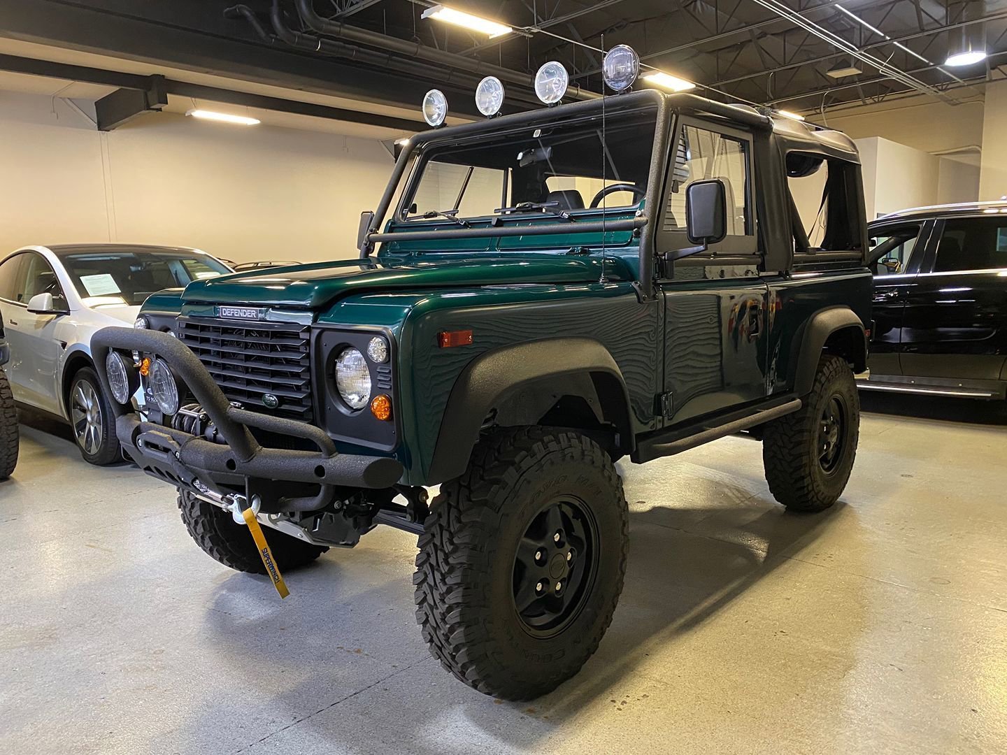 Used 1997 Land Rover Defender 90 AWD/4WD image 3