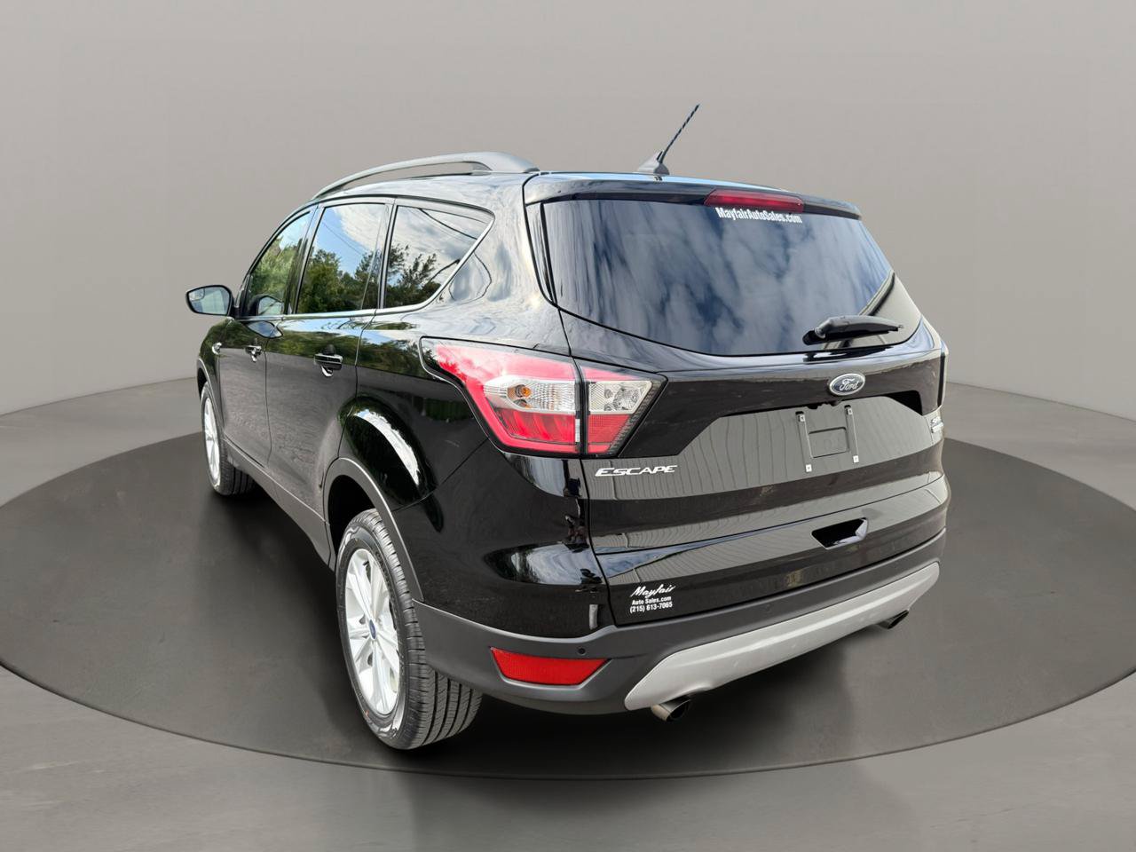 Used 2018 Ford Escape SEL AWD/4WD image 3