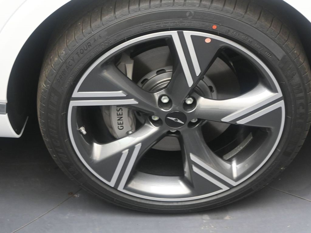 New 2025 Genesis GV80 2.5T Prestige image 9