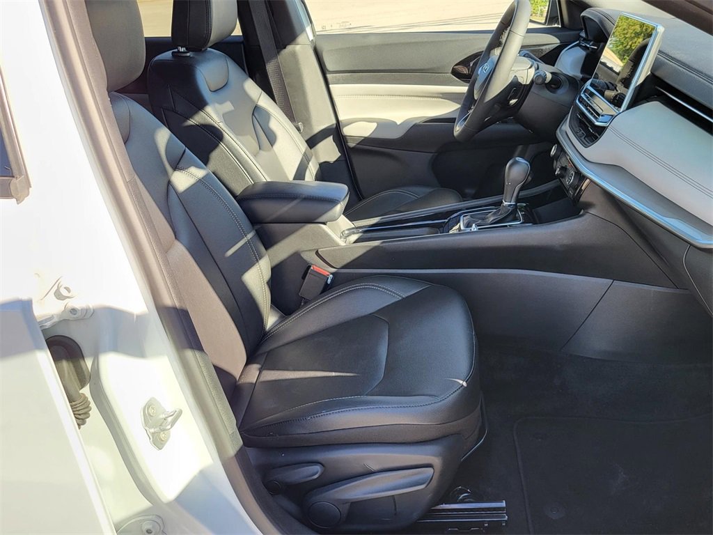 Used 2025 Jeep Compass Limited image 10