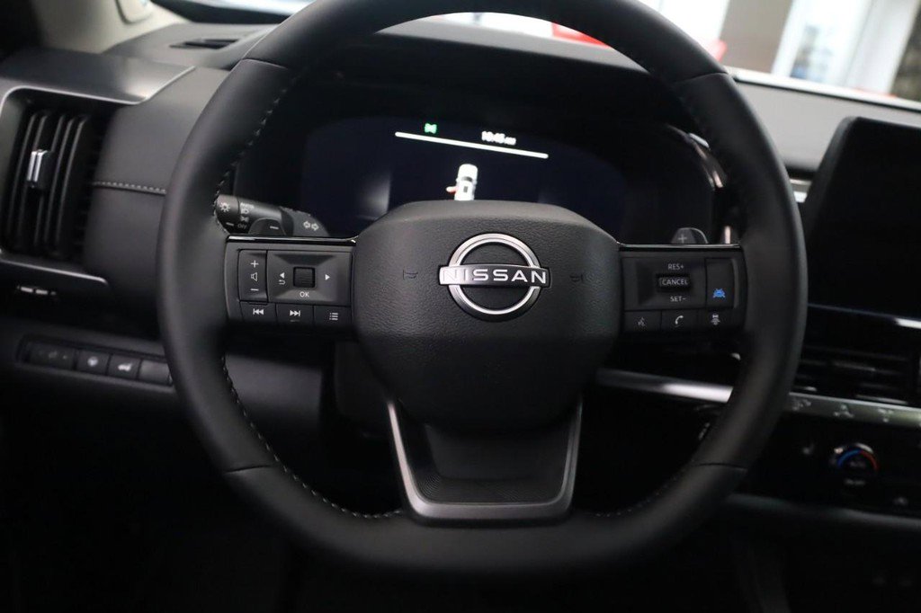 New 2026 Nissan Pathfinder SL w/ SL Premium Package image 7