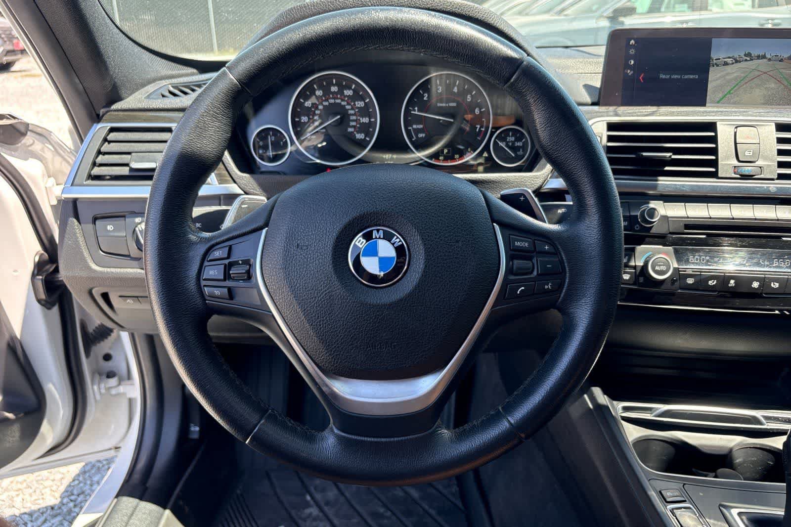 Used 2018 BMW 330i Sedan w/ Convenience Package RWD image 25