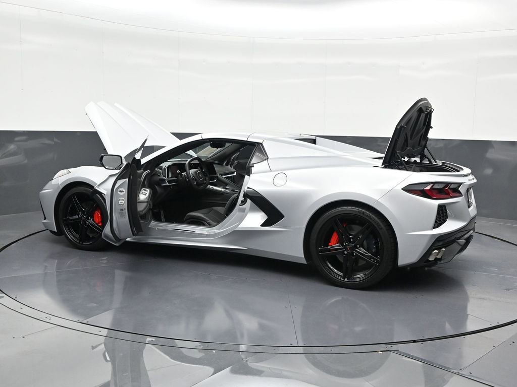 Used 2026 Chevrolet Corvette Stingray Convertible w/ 1LT image 33