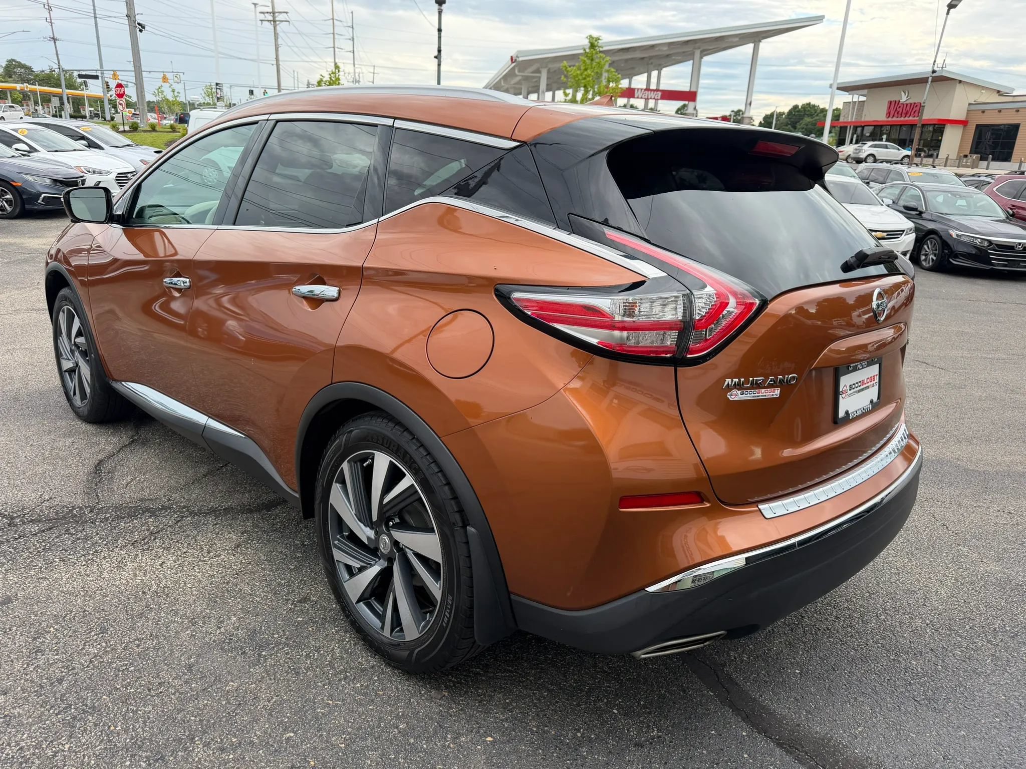 Used 2015 Nissan Murano Platinum w/ Platinum Technology Package AWD/4WD image 3