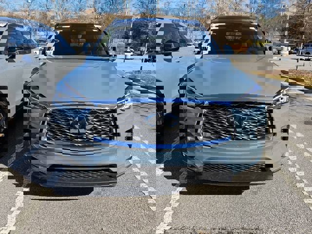 Used 2023 INFINITI QX50 Luxe image 3