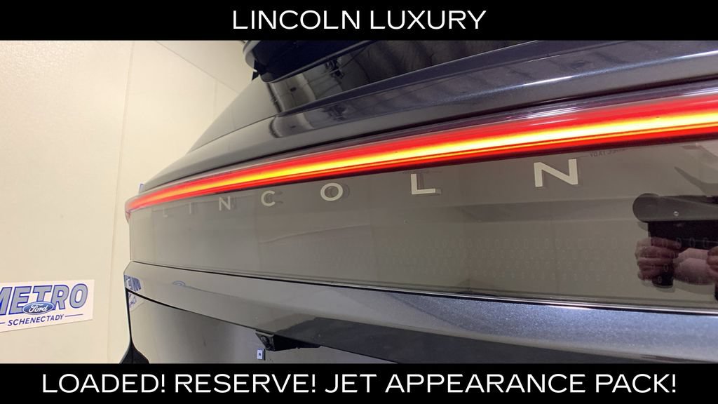 Used 2025 Lincoln Navigator Reserve w/ Jet Appearance Package AWD/4WD image 18