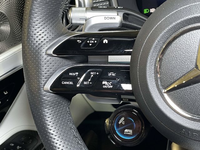 Used 2023 Mercedes-Benz SL 63 AMG 4MATIC image 37